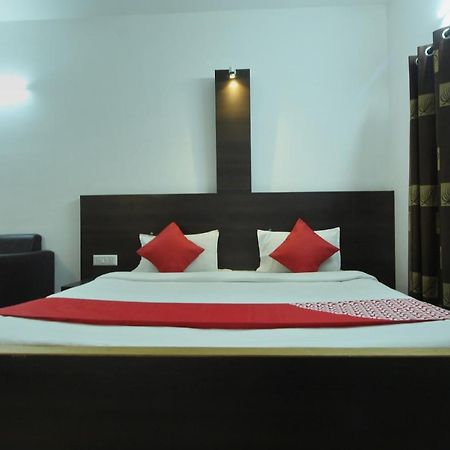Lake View Hotel Madurai Exterior foto