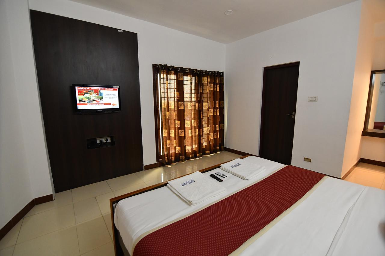 Lake View Hotel Madurai Exterior foto