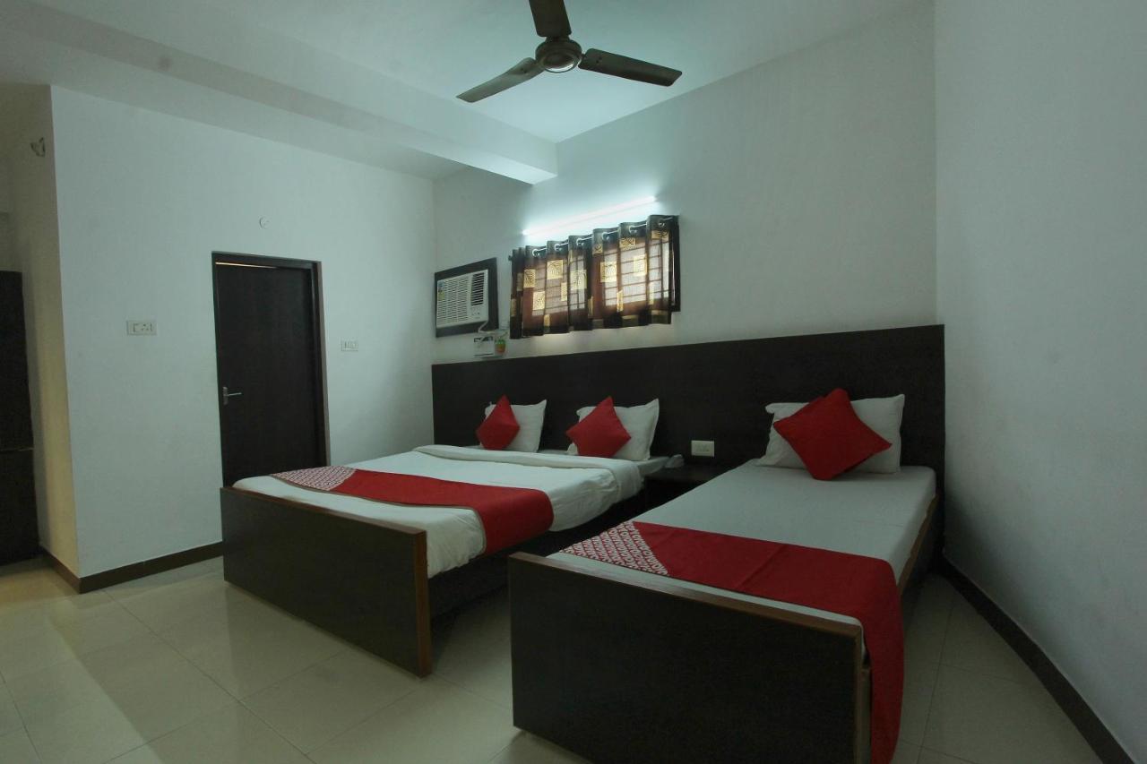 Lake View Hotel Madurai Exterior foto